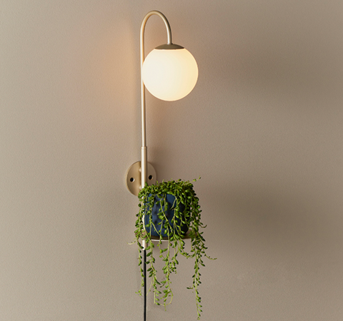 Servant Wall Light - Satin Champagne